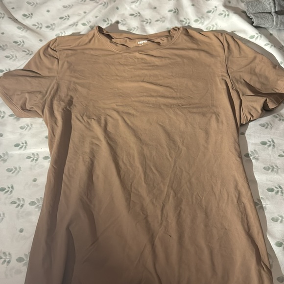 Fits everybody skims t-shirt in color “Sienna” - Picture 2 of 3